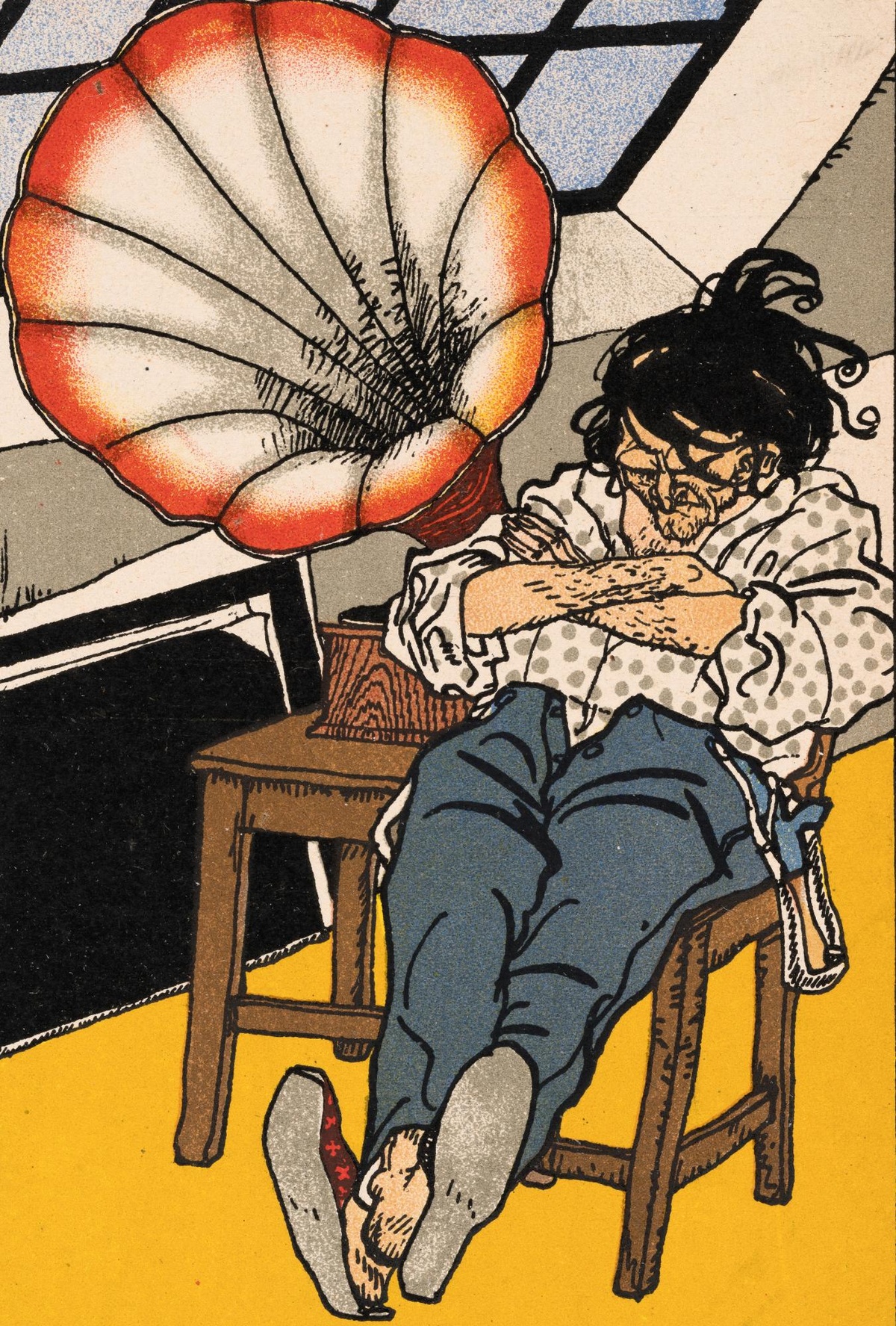 Eine Zeichnung, ein Mann sitzt in einem Zimmer mit einem großen Fenster auf einem Stuhl und hat die Augen geschlossen. Seine Arme sind verschränkt, seine Beine hat er ausgestreckt. Die Hosenträger hängen herunter und die Hose ist aufgeknöpft. Neben ihm auf einem Tisch steht ein großes Grammophon.  © Wien Museum, Postkarte der Wiener Werkstätte: Schlafender Mann mit Grammophon, Moriz Jung, 1911.