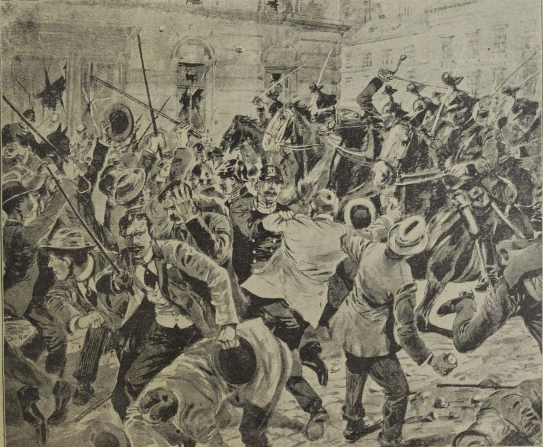 Titelbild der Zeitung „Das interessante Blatt” vom 21. September 1911: Berittene Polizei geht mit Säbeln gegen Demonstranten vor.  © Anno ÖNB 
